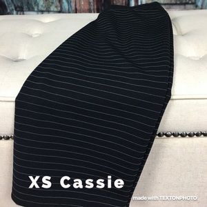 XS LuLaRoe Cassie Skirt NWT